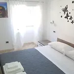 Bed & Breakfast Royal Su Via Principale Per Tropea Santa Domenica (Vibo Valentia)