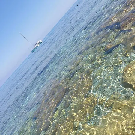 Royal Su Via Principale Per Tropea 4*