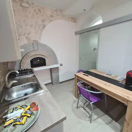 Royal Su Via Principale Per Tropea 4*