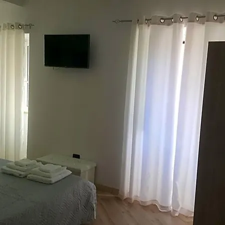 Royal Su Via Principale Per Tropea Bed & Breakfast 4*