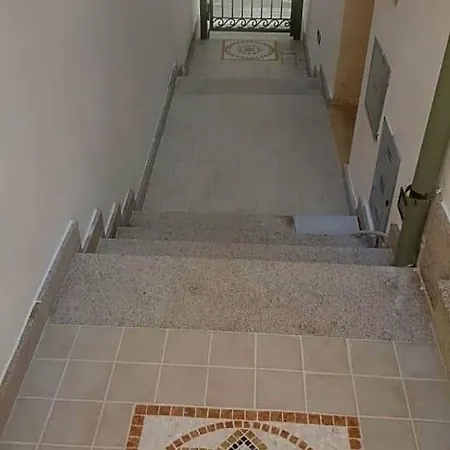 Royal Su Via Principale Per Tropea