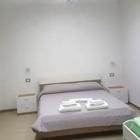 Bed & Breakfast Royal Su Via Principale Per Tropea Santa Domenica (Vibo Valentia)