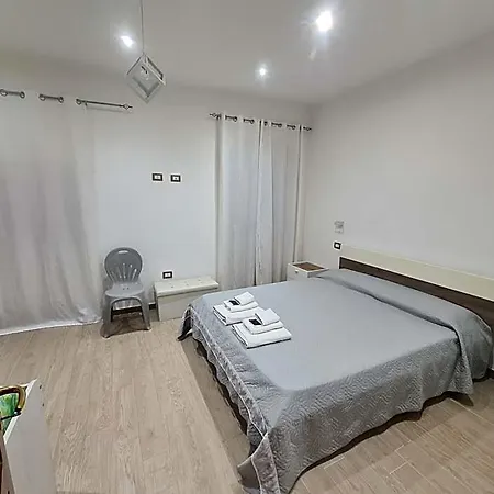 Royal Su Via Principale Per Tropea