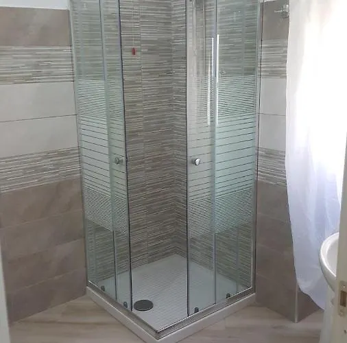 Royal Su Via Principale Per Tropea לינה וארוחת בוקר 4*