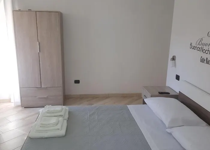 Royal Su Via Principale Per Tropea 4*