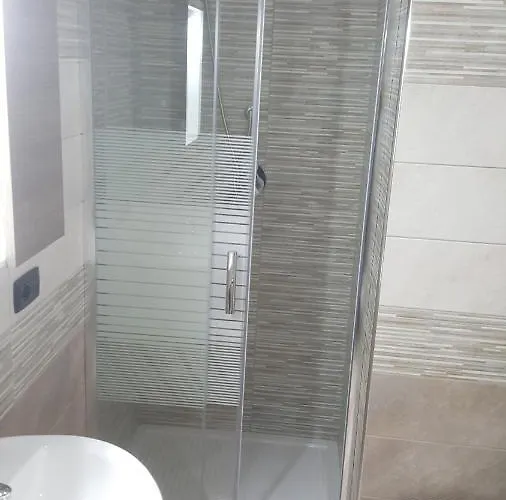 Royal Su Via Principale Per Tropea Alojamento de Acomodação e Pequeno-almoço