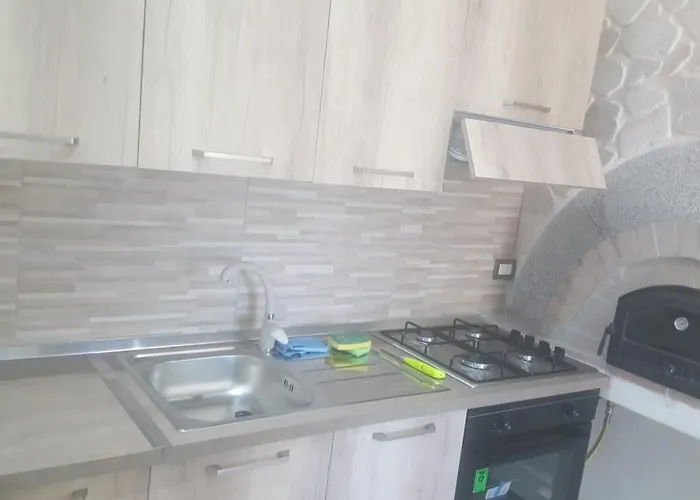 לינה וארוחת בוקר Royal Su Via Principale Per Tropea 4*