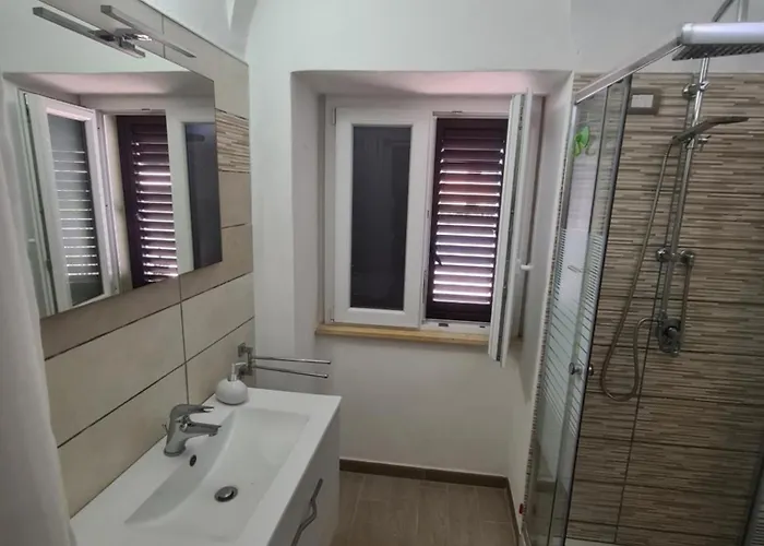 Royal Su Via Principale Per Tropea Alojamento de Acomodação e Pequeno-almoço Santa Domenica (Vibo Valentia)