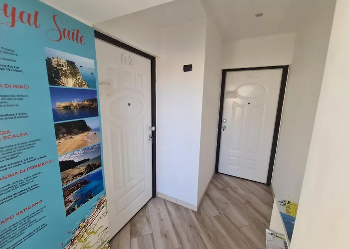 Royal Su Via Principale Per Tropea Alojamento de Acomodação e Pequeno-almoço 4*