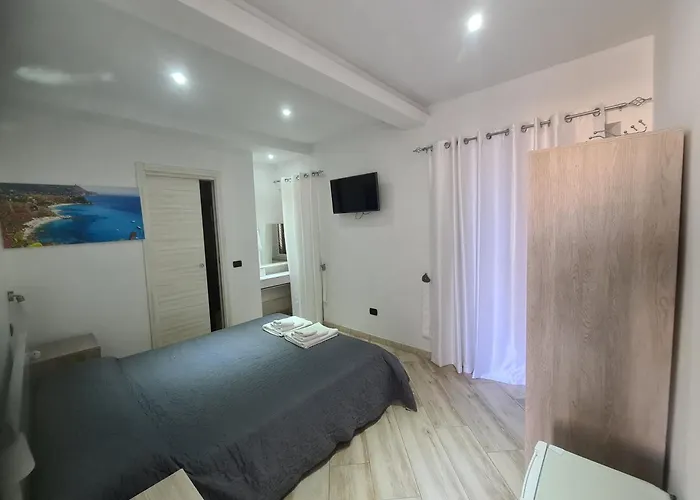 Royal Su Via Principale Per Tropea